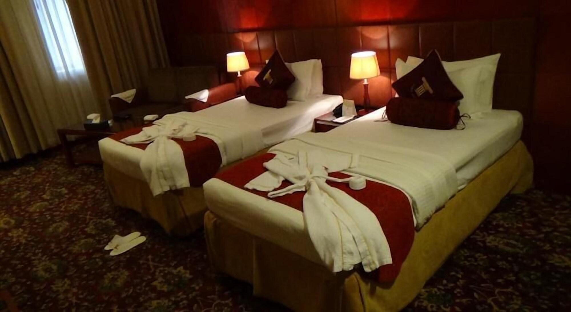 Shaza Regency Plaza Al Madinah Medina Exterior foto A room at the hotel