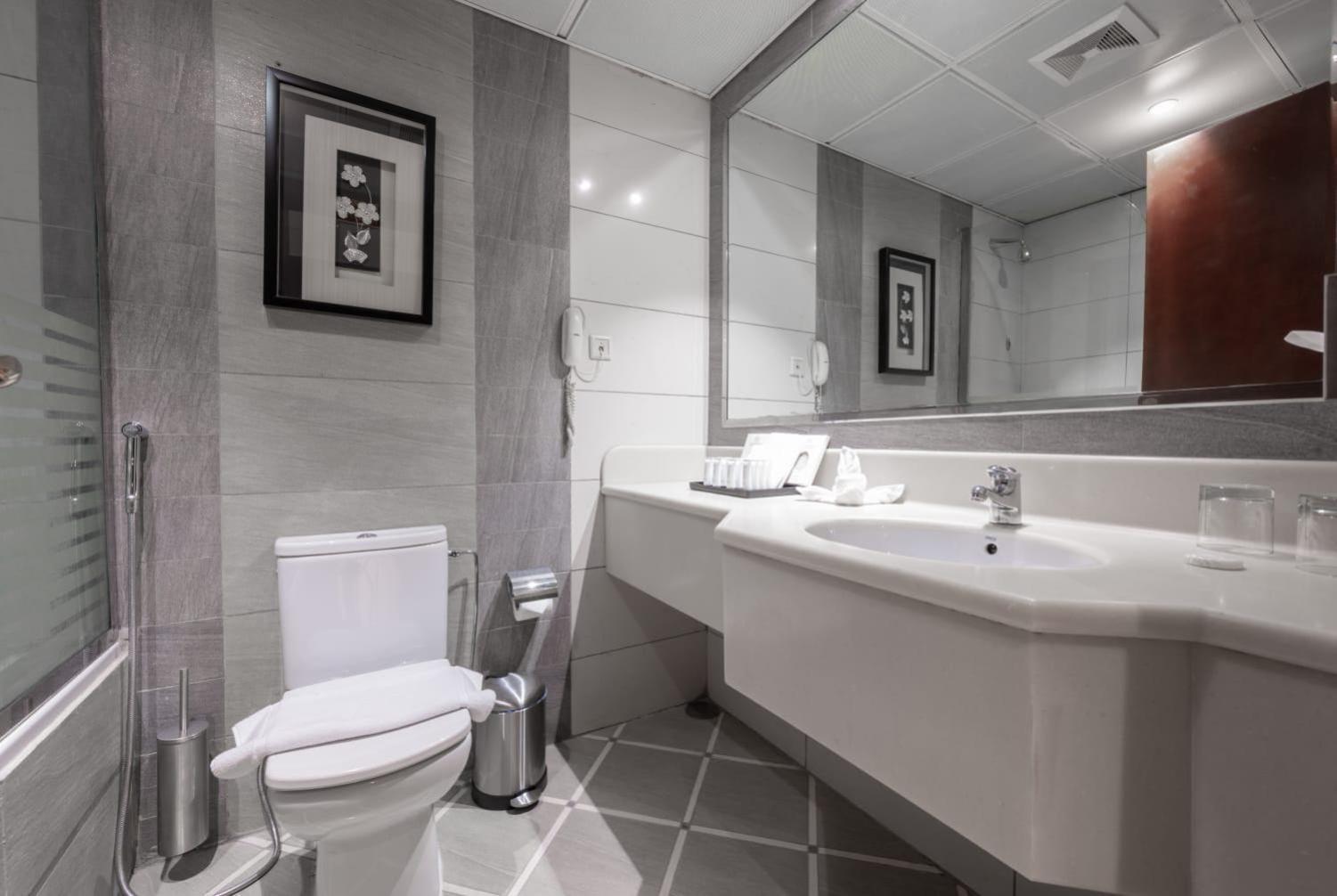Shaza Regency Plaza Al Madinah Medina Exterior foto Bathroom